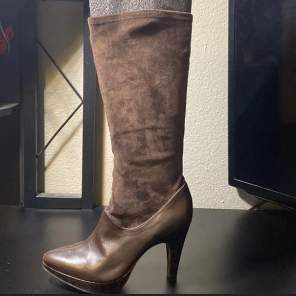 - Giani Bini Women's Brown knee high Suede leg  Boots Size 8.5 Pointed Toe - Picture 1 of 14